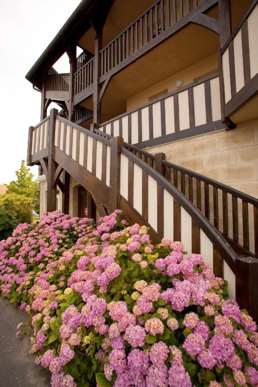 Pierre & Vacances La Residence Du Golf Deauville Ngoại thất bức ảnh