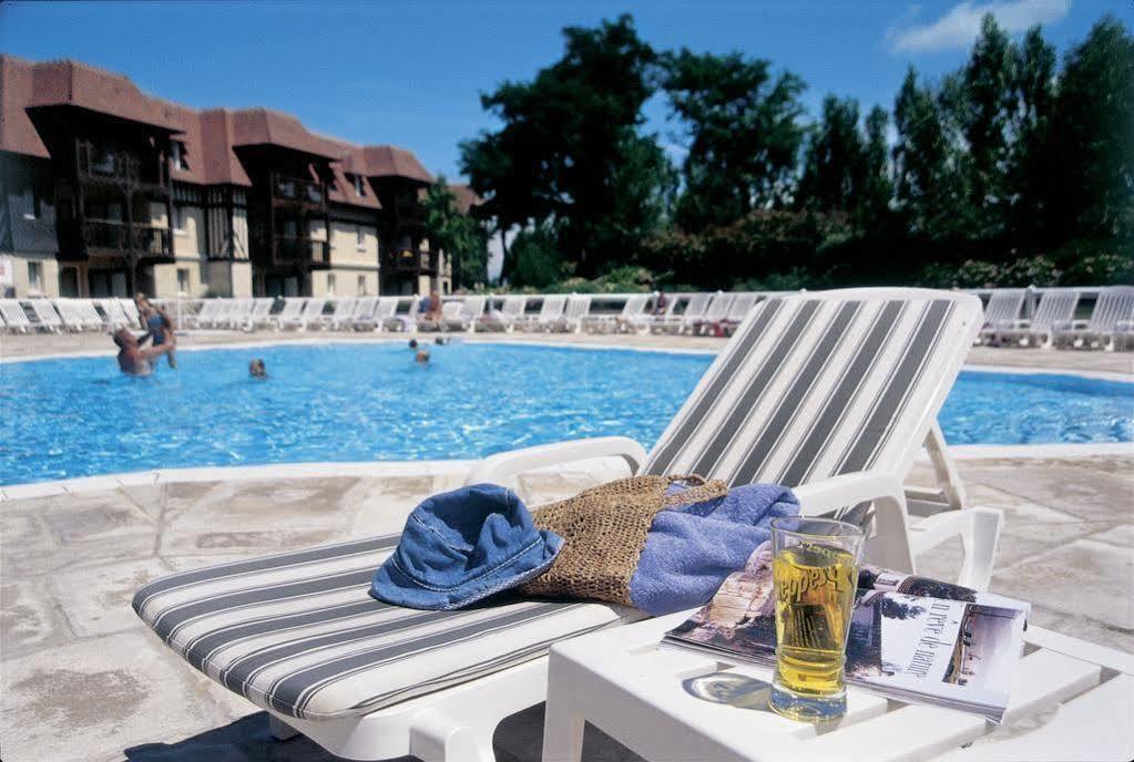 Pierre & Vacances La Residence Du Golf Deauville Ngoại thất bức ảnh
