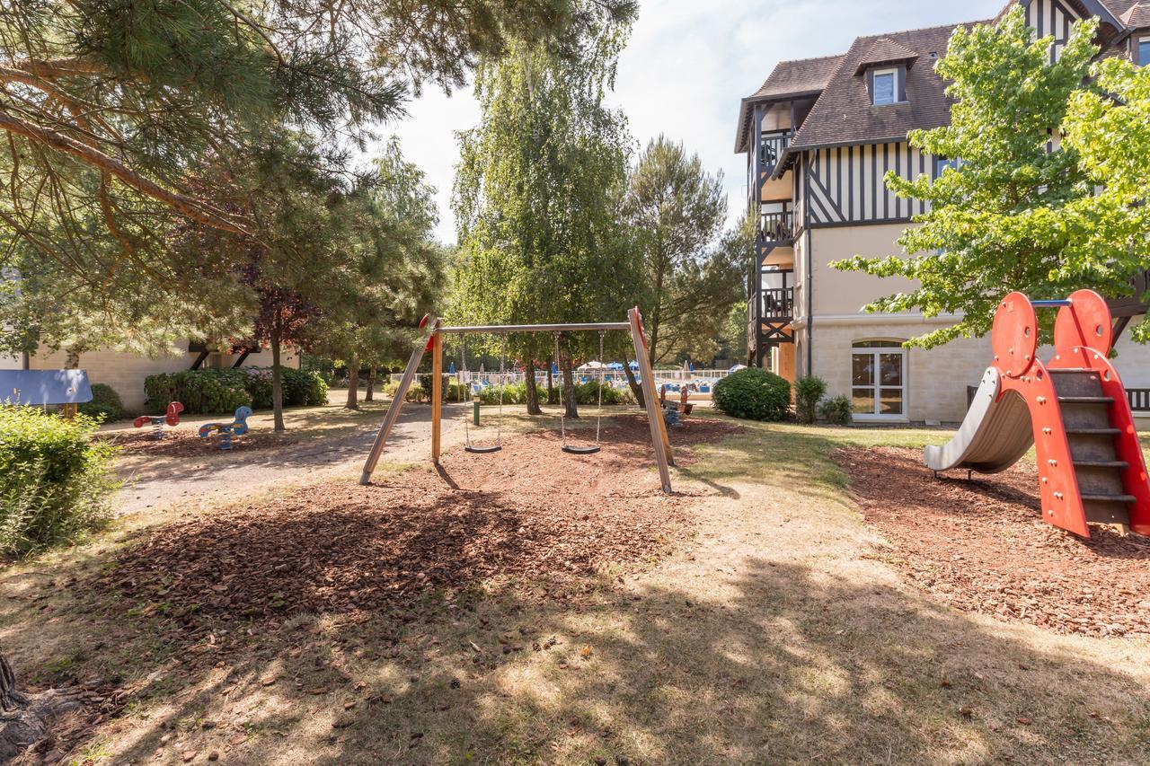 Pierre & Vacances La Residence Du Golf Deauville Ngoại thất bức ảnh