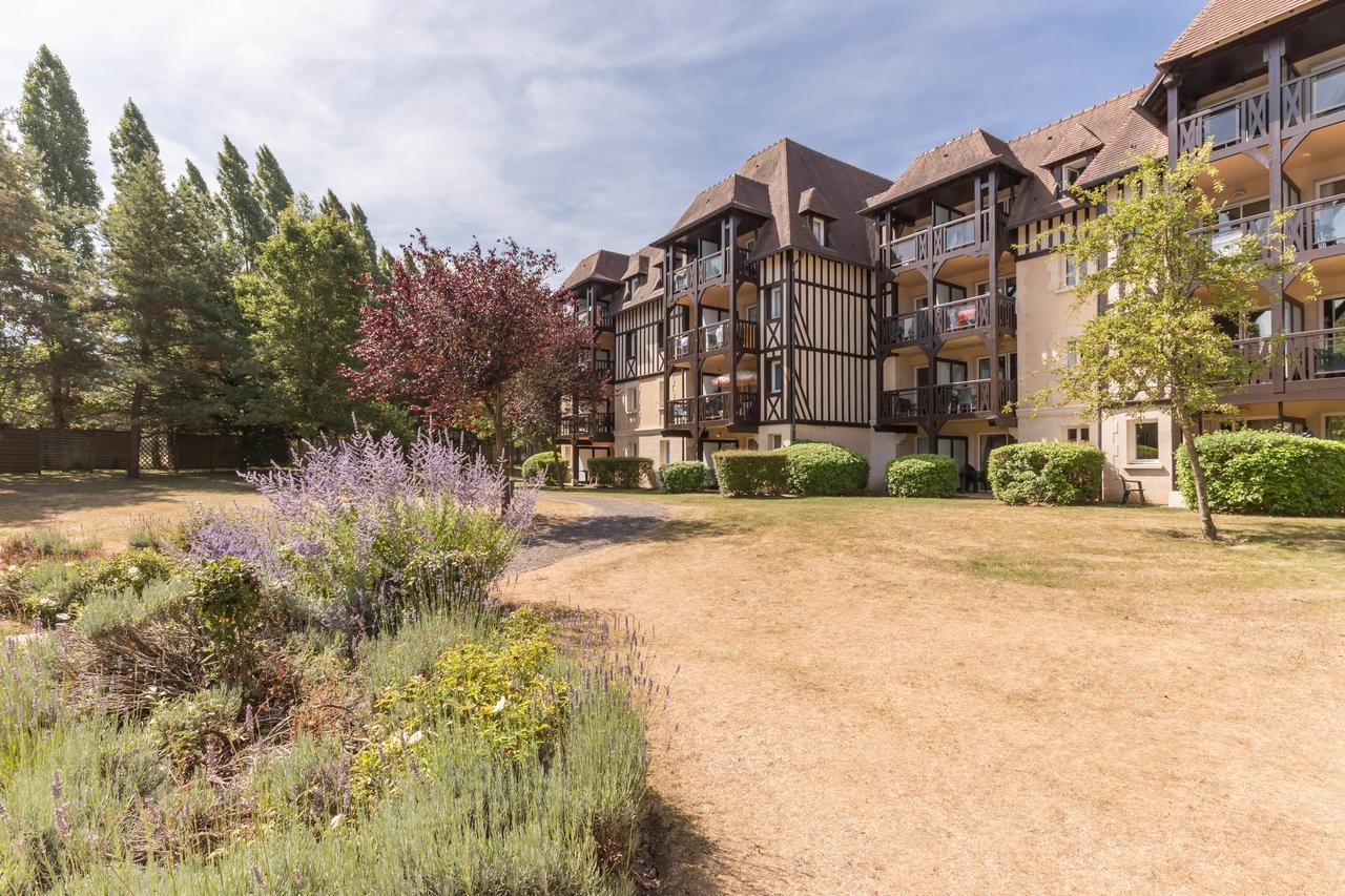 Pierre & Vacances La Residence Du Golf Deauville Ngoại thất bức ảnh